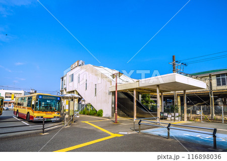 日本の大磯都市景観　7月。JR東海道本線　二宮駅などを望む＝令和6年7月22日 116898036