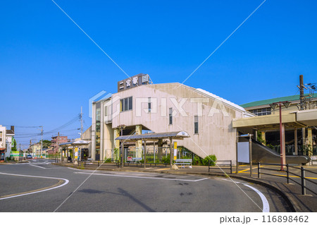日本の大磯都市景観　7月。JR東海道本線　二宮駅などを望む＝令和6年7月22日 116898462