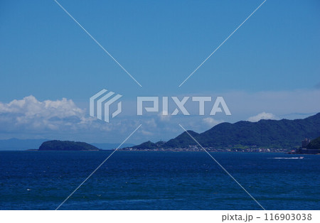 兵庫県淡路島 成ヶ島・由良方面を望む 兵庫県淡路島 成ヶ島・由良方面を望む 116903038