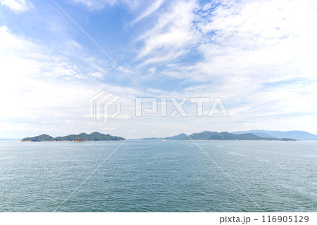 夏の瀬戸内海、小豆島付近の景色 夏の瀬戸内海、小豆島付近の景色 116905129