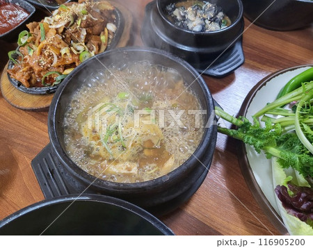 doenjang stew, bean paste stew korean food doenjang stew, bean paste stew korean food 116905200