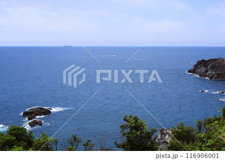 春、初夏、夏の和歌山、南紀、白浜、グランピングで焚火とブルーラグーンの海を散策、鳥毛洞窟や日置川 春、初夏、夏の和歌山、南紀、白浜、グランピングで焚火とブルーラグーンの海を散策、鳥毛洞窟や日置川 116906001