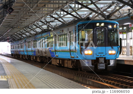 【IRいしかわ鉄道】521系(ハピラインふくい線:福井駅) 【IRいしかわ鉄道】521系(ハピラインふくい線:福井駅) 116906050