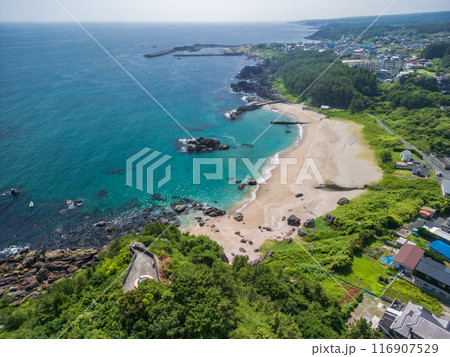 空撮「青森県」ドローンで高岩展望台付近を撮影 種差海岸 空撮「青森県」ドローンで高岩展望台付近を撮影 種差海岸 116907529