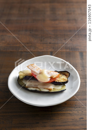 なすとトマトのチーズ焼き なすとトマトのチーズ焼き 116907843