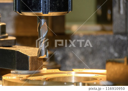 The hole boring  process on NC milling machine with flat end mill tools. 116910950