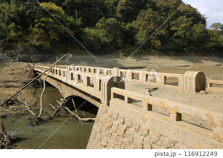 愛媛県西予市　旧宇和川橋 116912249