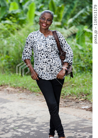portrait of young woman, happy. portrait of young woman, happy. 116913179