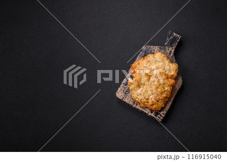 Delicious fried pork or chicken chops breaded with salt and spices 116915040