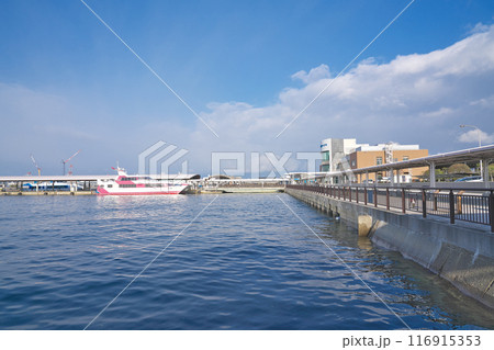 【広島港 フェリーターミナル】 広島県広島市南区宇品海岸 116915353