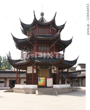 上海老街(古鎮)の鐘楼 116916453