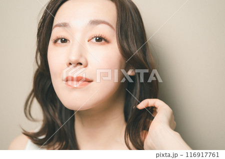 30s beauty 116917761