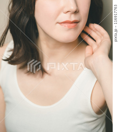 30s beauty 116917763