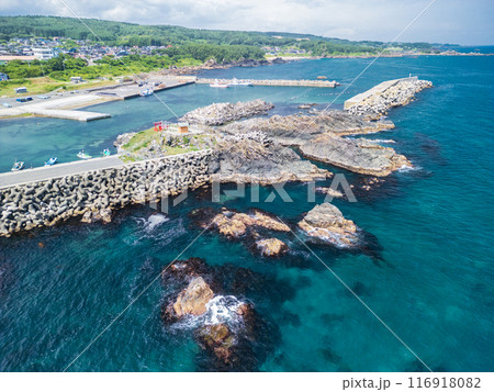 空撮「青森県」ドローンで大久喜漁港の弁天島周辺を撮影 八戸市 空撮「青森県」ドローンで大久喜漁港の弁天島周辺を撮影 八戸市 116918082