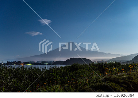 夜明け前の富士山 116920384