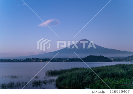 夜明け前の富士山 夜明け前の富士山 116920407