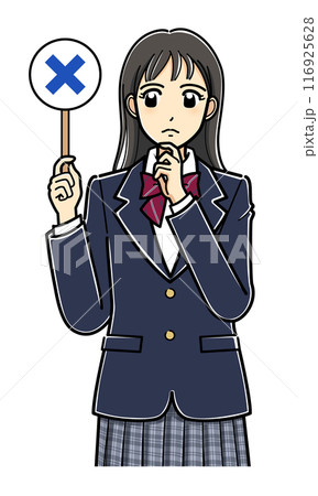 バツの札を持つブレザーの女子高生（上半身） 116925628