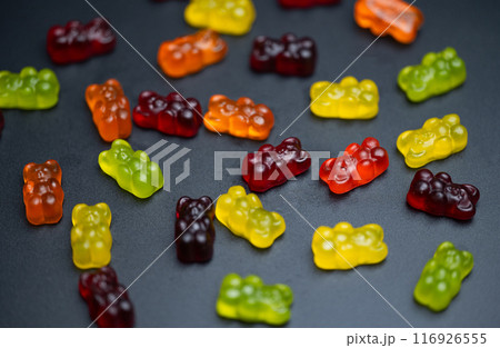 gummy bears 116926555