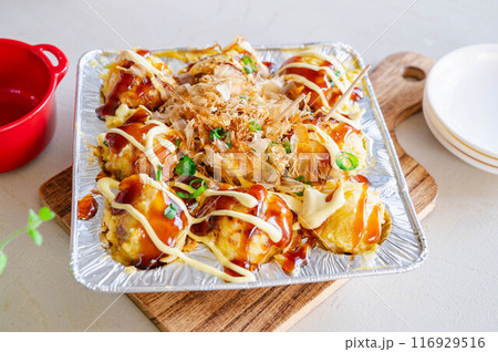 アルミプレートで作ったタコ焼き 116929516