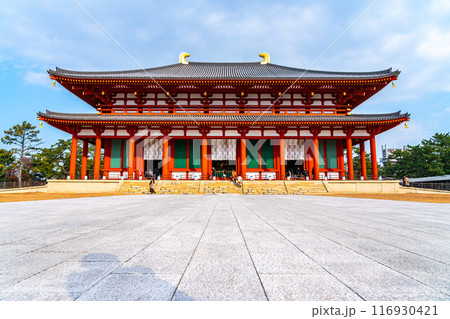 【奈良県】鮮やかな朱色が綺麗な興福寺の中金堂 116930421
