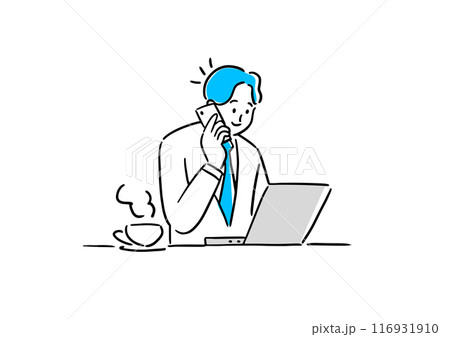 ノートパソコンの前で電話するビジネスマン 116931910