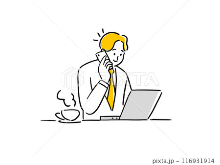 ノートパソコンの前で電話するビジネスマン 116931914