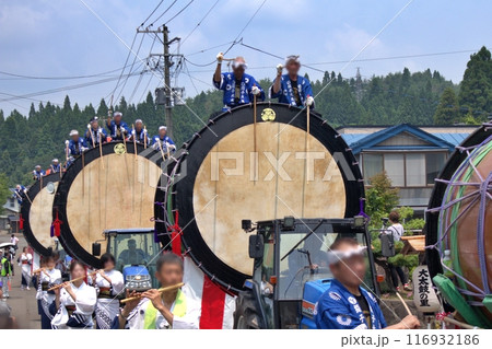 綴子神社例大祭 出陣行列 綴子神社例大祭 出陣行列 116932186