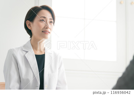 女医　カウンセリング　対面 116936042