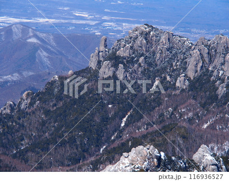 金峰山から望む冬のみずがき山 金峰山から望む冬のみずがき山 116936527