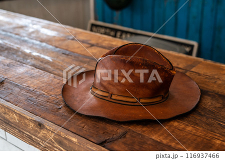 革製の帽子 116937466