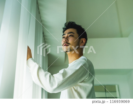 朝のポートレート 116939069