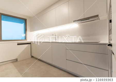 Modern luxury trendy snow-white kitchen Modern luxury trendy snow-white kitchen 116939363