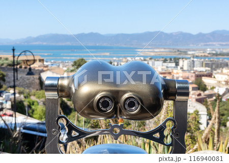 Public Binoculars with Cityscape View Public Binoculars with Cityscape View 116940081