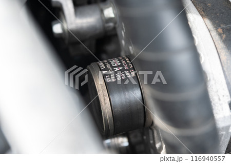 オルタネーターベルト 116940557