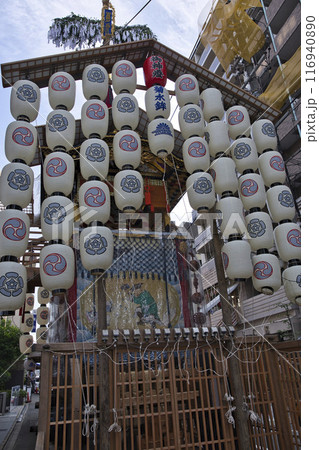 祇園祭 菊水鉾と室町通四条上ルの風景と街並み5 祇園祭 菊水鉾と室町通四条上ルの風景と街並み5 116940890