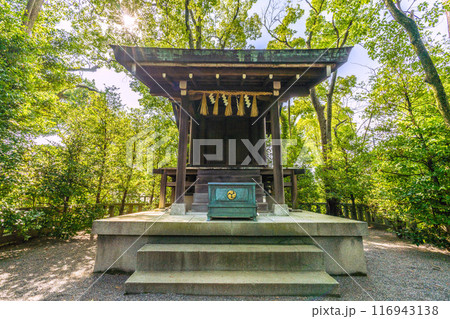 日本の寒川都市景観　宮山神社を望む（相模國一之宮 寒川神社末社）＝令和6年7月21日 116943138