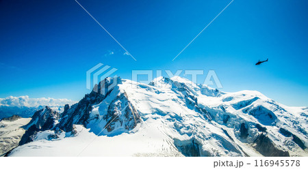 Head of a mountain in alpine massif 116945578