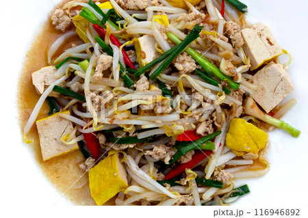 Fried bean sprouts with minced pork and tofu Fried bean sprouts with minced pork and tofu 116946892