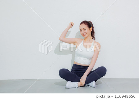 スポーツウェアの女性 116949650