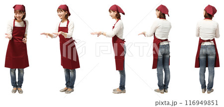 三角巾赤いエプロンのカフェ売り場の女性の全身人物切り抜き素材 三角巾赤いエプロンのカフェ売り場の女性の全身人物切り抜き素材 116949851