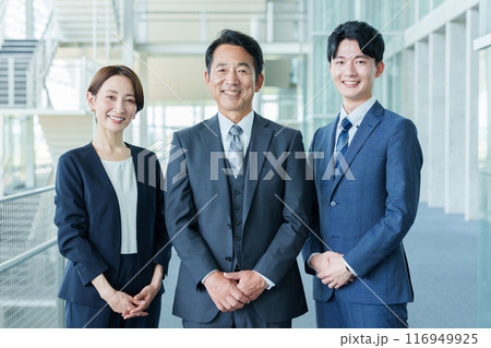 ビジネスパーソン　ポートレート 116949925
