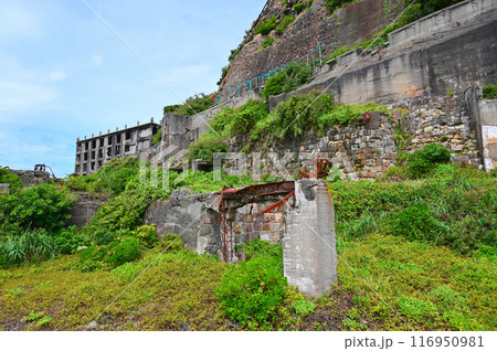 軍艦島　端島炭鉱　30号棟　第1見学広場　長崎市 116950981