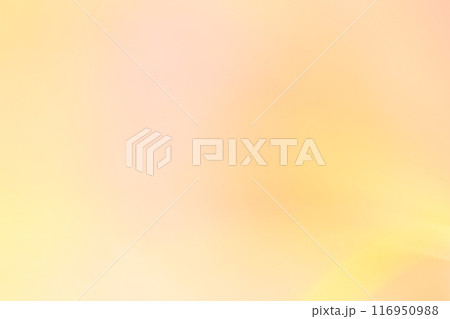 ピンク・オレンジ色の暖色系ふんわりな背景　 116950988