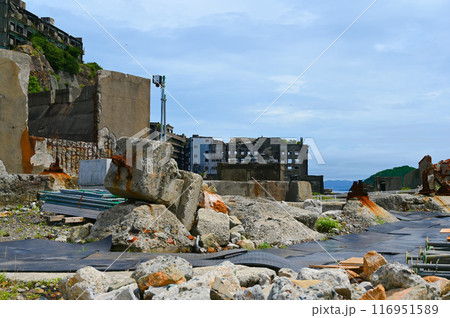軍艦島 端島炭鉱 第二竪坑入坑桟橋跡 世界遺産 長崎市 軍艦島 端島炭鉱 第二竪坑入坑桟橋跡 世界遺産 長崎市 116951589