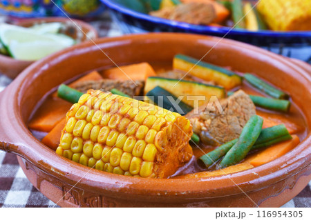 モーレ・デ・オジャ Mole de Olla（メキシコ料理） 116954305