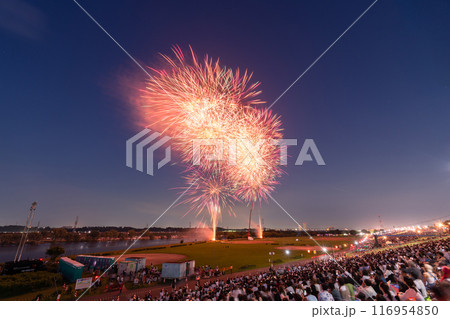《東京都》葛飾花火大会・日本の夏 116954850