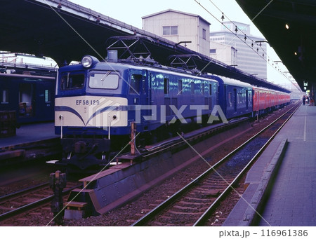 国鉄 列車 EF58   キハ47 キハ40 新製 回送 大阪 国鉄 列車 EF58   キハ47 キハ40 新製 回送 大阪 116961386