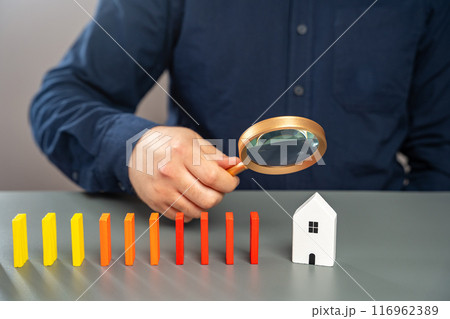 Studying threats to housing. Assessing the cost of insurance, studying security aspects. Legal due diligence of ownership and real estate. Potential pitfalls when buying a house. Studying threats to housing. Assessing the cost of insurance, studying security aspects. Legal due diligence of ownership and real estate. Potential pitfalls when buying a house. 116962389
