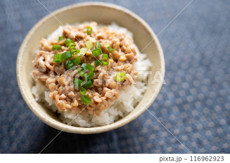 ひきわり納豆ご飯 116962923