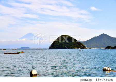 富士山、淡島方面を望む(静岡県沼津市)【2024.7】 116963580